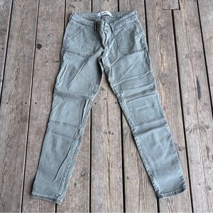 Hollister Green Cargo Pants/Jeans